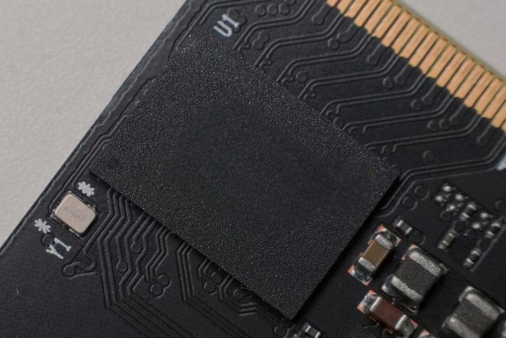 What is SSD PCB? SSD Circuit Boards Fabricator