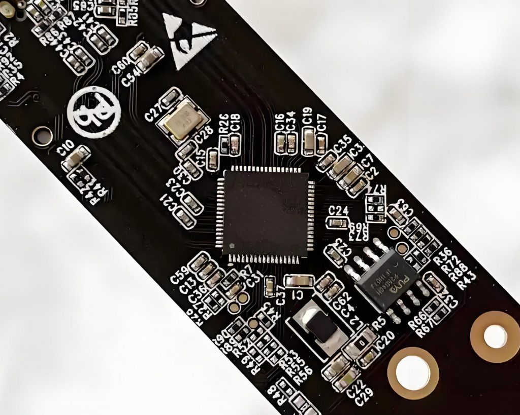 Let you know about PCBs of different colors: Black PCB vs green PCB